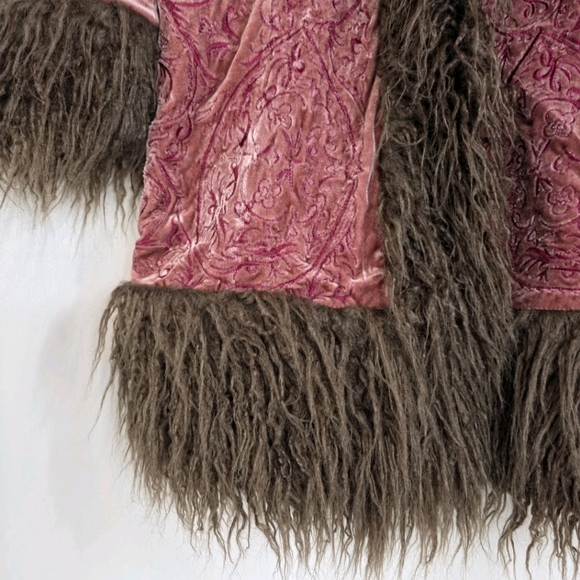 Free People x Understated Leather Moon Glow Velvet Coat Hook Eye Pink M NWT - Picture 8 of 11